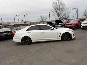 Bonne affaire pour une Cadillac CTS-V berline V8 suralimentée, prête à être expédiée - Product Image 4