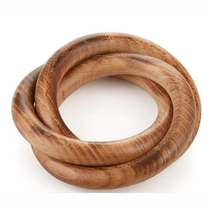 Anneau de serviette en chaîne de bois fait main, porte-serviette en rotin style bohème, boucle de serviette en perles de bois naturel pour décoration de mariage rustique - Product Image 2