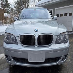 2008 B-M-W- 750L-i - Product Image 1