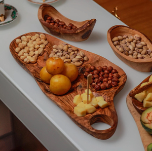 Bandeja de Madera Moderna para Frutos Secos con Forma Floral para Almacenar Nueces y Almendras, Diseño Rústico - Product Image 6
