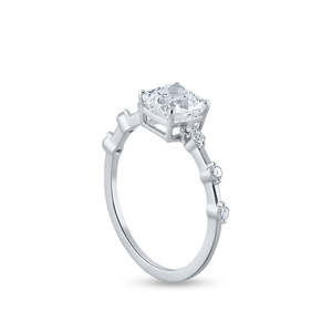 แหวนเพชรทรงเรเดียนท์สีเหลืองทองทันสมัย ประดับด้วยเครื่องประดับชั้นดี - Product Image 4