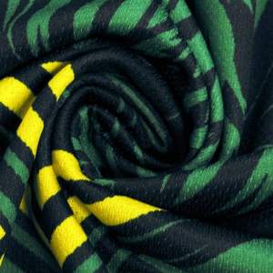 Camiseta de Fútbol Personalizada con Nombre y Número del Jugador, Sublimada, Transpirable, MOQ Bajo, 100% Poliéster, Ropa Deportiva - Product Image 3