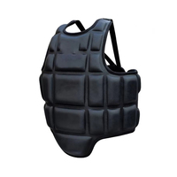 Protège-poitrine de boxe en cuir PU de haute qualité, logo personnalisé, couleur et taille sur mesure, service OEM ODM pour l'entraînement sportif 2026