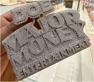 CONCEPTION Pendentif et breloque personnalisés en moissanite sertie de pierres, en argent 925, sertissage complet avec lettre personnalisée, style hip-hop, pour occasions festives - Product Image 4