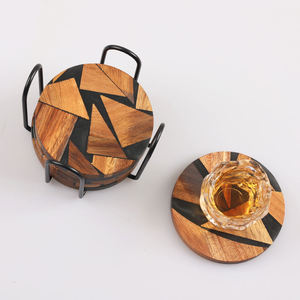 Posavasos Redondo Creativo de Madera Maciza de Acacia con Resina Epoxi de Alta Calidad para el Hogar o la Oficina - Product Image 5