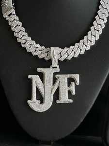 Colgante de Moissanita con Certificación GRA, Plata 925 Bañada en Oro, Estilo Hip Hop Iced Out, Personalizable con Letra/Nombre - Product Image 6