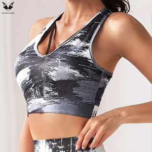 Sujetador deportivo de alta calidad con estampado por sublimación para mujer, transpirable y de color sólido, ideal para yoga, fitness y gimnasio. - Product Image 4
