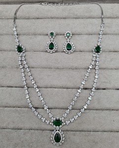 Parure de bijoux LucentArts exquise à double couche avec diamants américains blancs, boucles d'oreilles pendantes et collier en zircon étincelant taille poire pour femme - Product Image 3