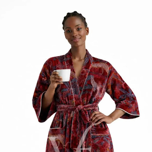 Kimono de terciopelo rojo de lujo hecho a mano para mujer, elegante estampado de selva, transpirable, ecológico, suave y afelpado, largo, para verano - Product Image 1