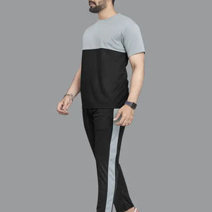 Venta al por Mayor de Conjuntos Deportivos para Hombre, Nueva Colección de Verano, Color Sólido, Estilo Casual, Dos Piezas - Product Image 4