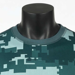 Camiseta de Manga Corta con Cuello Redondo y Camuflaje Digital para Hombre, de Secado Rápido, Tejido de Punto, Corte Ajustado, Largo Regular - Product Image 4