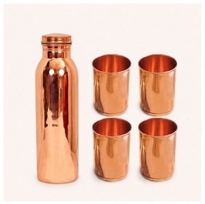 Ensemble de bouteilles d'eau en cuivre pur de qualité supérieure, fabriquées à la main, étanches, vaisselle ayurvédique pour les bienfaits santé et l'hydratation quotidienne - Product Image 1