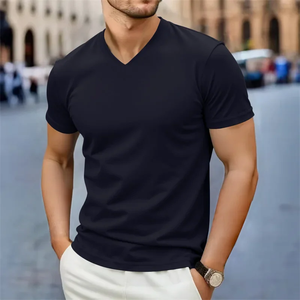Nueva camiseta informal de moda para hombre, camiseta sencilla de manga corta con cuello en V, Top versátil y transpirable cómodo para verano - Product Image 2