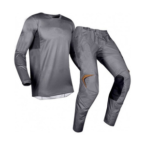 Combinaison de moto de style actuel, combinaison de course en cuir personnalisée pour motard, combinaison de course avec logo de moto - Product Image 6