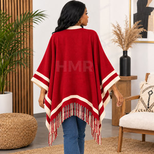 Suéter Poncho Cómodo con Logotipo Personalizado Rojo de la Hermandad HMR, con Borlas Elegantes, 100% Acrílico - Product Image 4