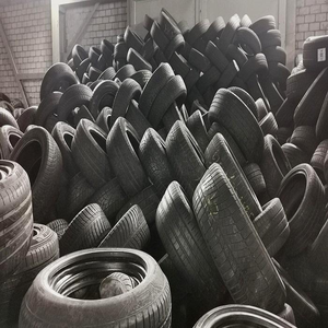 Pneus de voiture d'occasion en gros, pneus de seconde main de haute qualité en vrac, pneus usagés de 12 à 20 pouces à vendre et à l'exportation - Product Image 1