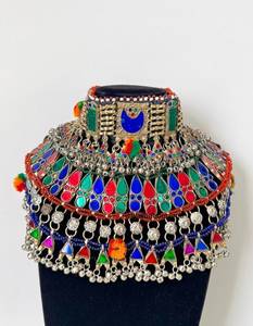 Nouveaux designs, multicolores, ensembles de bijoux vintage afghans Kuchi, pour mariage et fêtes 2026, collier de bijoux afghans faits à la main pour femmes - Product Image 3