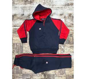 Ensemble de survêtement scolaire en coton 2 pièces unisexe pour enfants du primaire avec logo personnalisé, design sur mesure, prix raisonnable - Product Image 1