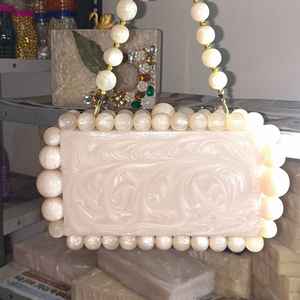 กระเป๋าคลัทช์งานฝีมือประดับด้วยไมโครไฟเบอร์สุดหรู ดีไซน์เนอร์ขายส่ง กระเป๋าสะพายสำหรับงานแต่งงานและงานเลี้ยง  รักษ์โลก พร้อมสายโซ่ - Product Image 5