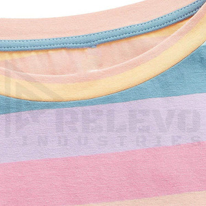 Camiseta de Algodón 240 GSM para Hombre, Diseño Arcoíris Multicolor, Corte Holgado, Estilo Casual Urbano, Calidad Premium - Product Image 6