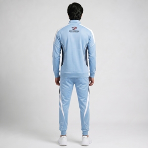 Conjunto deportivo cómodo para hombre con pantalones de cintura elástica y chaqueta con cremallera completa, diseñado para entrenamiento físico y uso diario. - Product Image 3