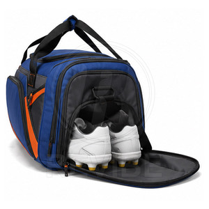 Bolsas de Béisbol Personalizadas con Amplio Espacio de Almacenamiento Principal y Bolsillos Exteriores, Capacidad de 30-40L, REVIBE INDUSTRY - Product Image 4