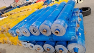 Rouleaux de bâche imperméable jaune, tissu non tissé robuste pour auvent extérieur - Product Image 5