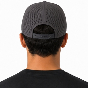 หมวกแก๊ปแบบ Snapback สำหรับทุกเพศ สีสันสดใส ผ้าฝ้ายนุ่ม สวมใส่สบาย ทรงเบสบอลแบบไม่แข็ง ปรับสายได้ สไตล์ลำลอง คลาสสิก เรียบง่าย  ใส่สบาย - Product Image 2