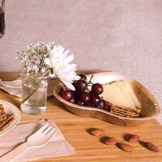 Nouvelles assiettes biodégradables en feuilles d'arec, design cœur, 8 pouces, pour mariages et festivals culinaires, assiettes pour banquets et réceptions - Product Image 1
