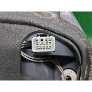 Feu arrière droit d'occasion Equus 924023N000 - Product Image 3