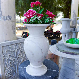 Urne de jardin en marbre blanc sculpté à la main, écologique, durable, de style vintage, pour la ferme, le jardin, pot à fleurs classique pour l'extérieur - Product Image 1