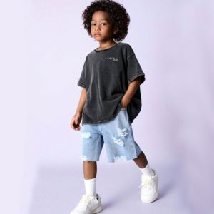 T-shirt ample en coton pour garçons, imprimé motif carton, couleur blanche, coupe décontractée, vêtements pour enfants - Product Image 4