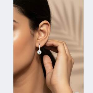 Boucles d'oreilles pendantes avec halo pavé et taille ronde 1.00CTW - Product Image 4