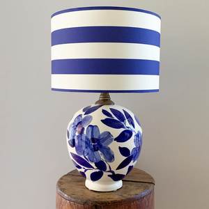Lampe de table unique en os incrusté : Transformez votre intérieur avec une éclairage artistique. Lampe de table de haute qualité en os incrusté pour hôtel. - Product Image 3