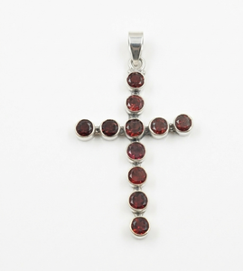 Colgante de Cruz de Plata de Ley 925 con Granate Rojo, Chapado en Oro Rosa y Oro Amarillo, Joyería Cristiana Hecha a Mano, Regalo para Mujer - Product Image 1