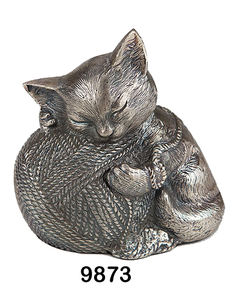 Urne funéraire en laiton en forme de cœur, 5 pouces, couleur or avec patte argentée, pour usage commémoratif, offrant un rangement respectueux des cendres - Product Image 6