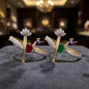 Lisajewellers สร้อยข้อมือทองเหลืองเทียมโรเดียมชุบนกยูง Kada กำไลอินเดียแบบดั้งเดิมเคลือบสำหรับเจ้าสาว - Product Image 3