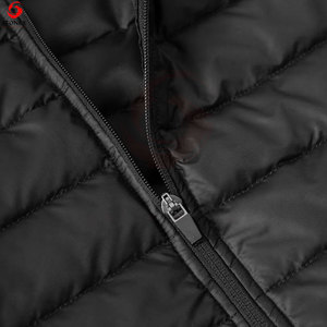 Chaqueta Acolchada con Capucha para Hombre, 100% Poliéster, Resistente al Agua, Ligera, Acolchada, Abrigo de Invierno con Aislamiento Térmico para Senderismo - Product Image 2