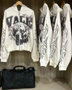 Sweatshirts unisexes personnalisés avec logo sérigraphié Streetwear Essentials 500gsm Boxy sweats à capuche surdimensionnés pour hommes délavés à l'acide - Product Image 3