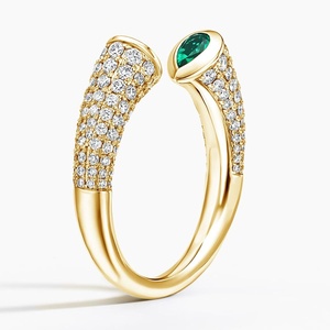 Bague ouverte en argent 925 plaqué or avec zircon vert en forme de poire et pavé de pierres précieuses pour femme, idéale pour mariage et soirée - Product Image 2