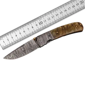 Couteau de poche pliant artisanal en acier Damas, manche en bois, étui en cuir, conception OEM, qualité industrielle, verrouillage interne, corne de bélier, vente chaude - Product Image 2