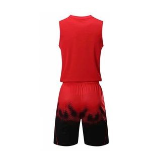 Ensemble de maillot de basket-ball unisexe rouge, débardeur sans manches avec short à taille élastique, vêtements de sport en polyester respirant - Product Image 4
