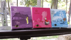Best Selling Items for Corporate Gifts, Legendary Travel Collection <b>Chocolate</b> Wholesale in Customized <b>Chocolate</b> Gift Boxes - Product Image 1