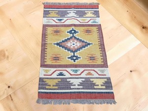 Tapis Kilim fait main à motif géométrique, tissage plat, laine acrylique, rectangulaire, avec support en jute, pour couloir - Product Image 1