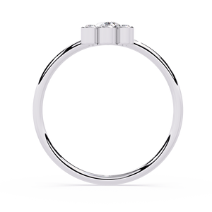 Anillo de Compromiso de Platino con Diamante Corte Pera y Tres Diamantes Redondos Laterales, Certificado GIA, Joyería Clásica para Mujer - Product Image 4