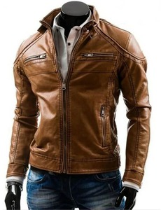 เสื้อแจ็คเก็ตหนังสีน้ำตาลแฟชั่นสำหรับผู้ชายสไตล์ไบค์เกอร์ - Product Image 1