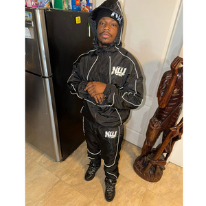 Conjunto de Chaqueta Corta con Cremallera y Pantalones Cortos Deportivos para Mujer, Conjunto de Dos Piezas - Product Image 1