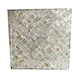 Hot Design Vietnam Marquis Coastal Champagne Capiz Shell <b>Round</b> <b>Placemat</b> Mother of Pearl Table <b>Placemat</b> - Product Image 1
