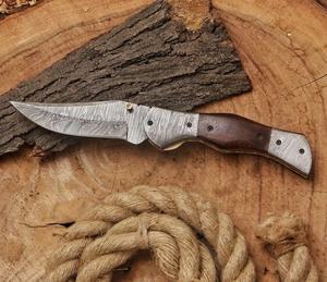 Navaja Plegable de Acero de Damasco con Mango Turquesa, Encendedor, para Caza, Camping, Uso Industrial, Garantía de 3 Años, ODM OEM - Product Image 2