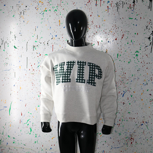 Sudadera WIP Wednesday de Cuello Redondo, Corte Regular, 100% Algodón Tejido, Estilo Casual Unisex para Otoño, CLUSH SPORTS - Product Image 5